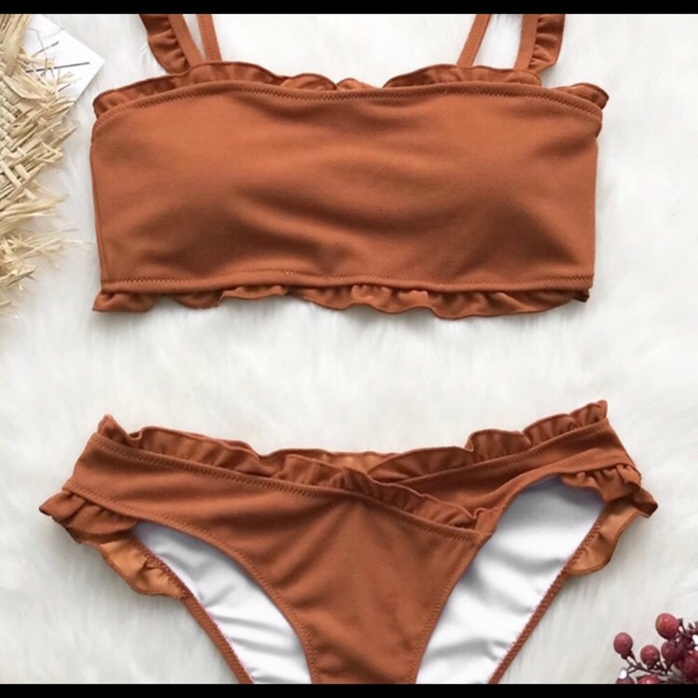 CUPSHE Burnt orange ruffled bikini size medium